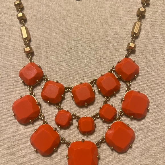 Stella & Dot Coral Bib Necklace - Picture 5 of 13